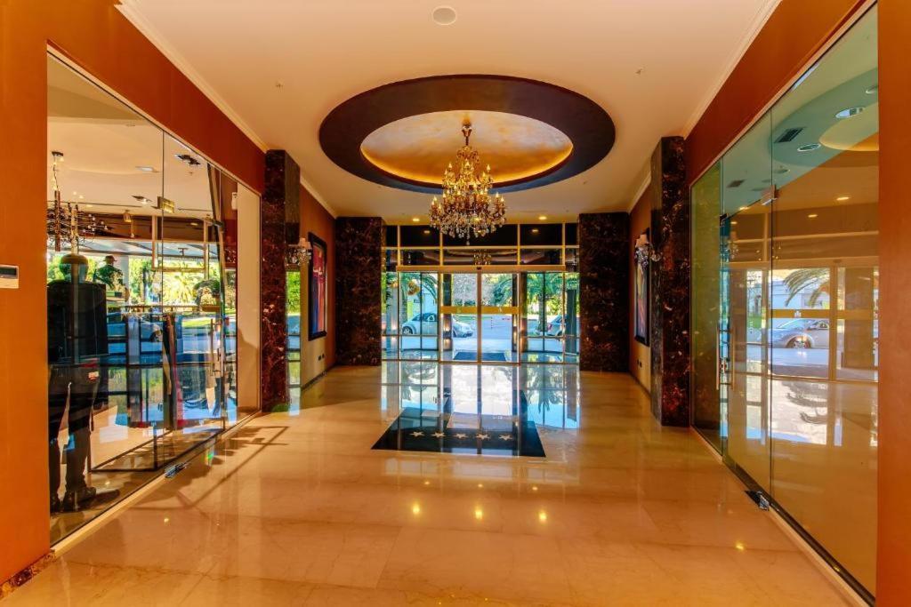 Apartment In The Luxury Near *