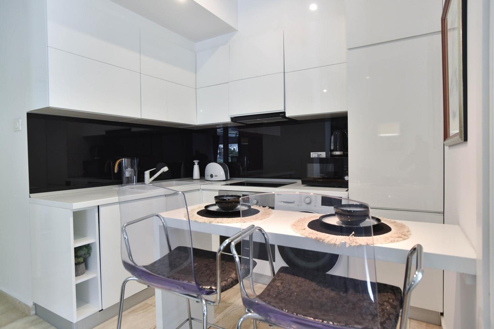 Apartment In The Luxury Near *