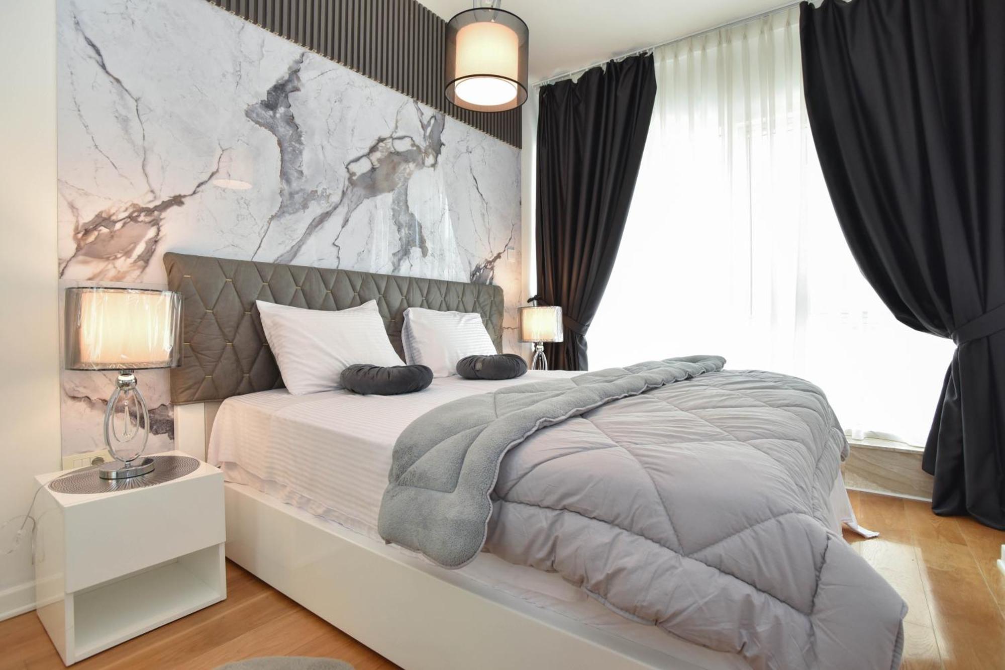 In The Luxury Near Apartment Budva